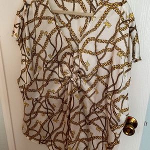 Michael Kors gold chain 2x short sleeve shirt